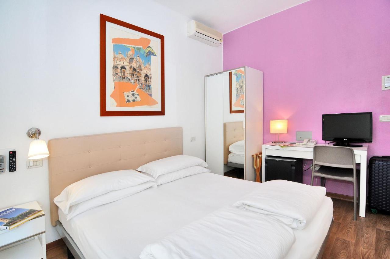 Hotel Nederland كاوْرلي المظهر الخارجي الصورة