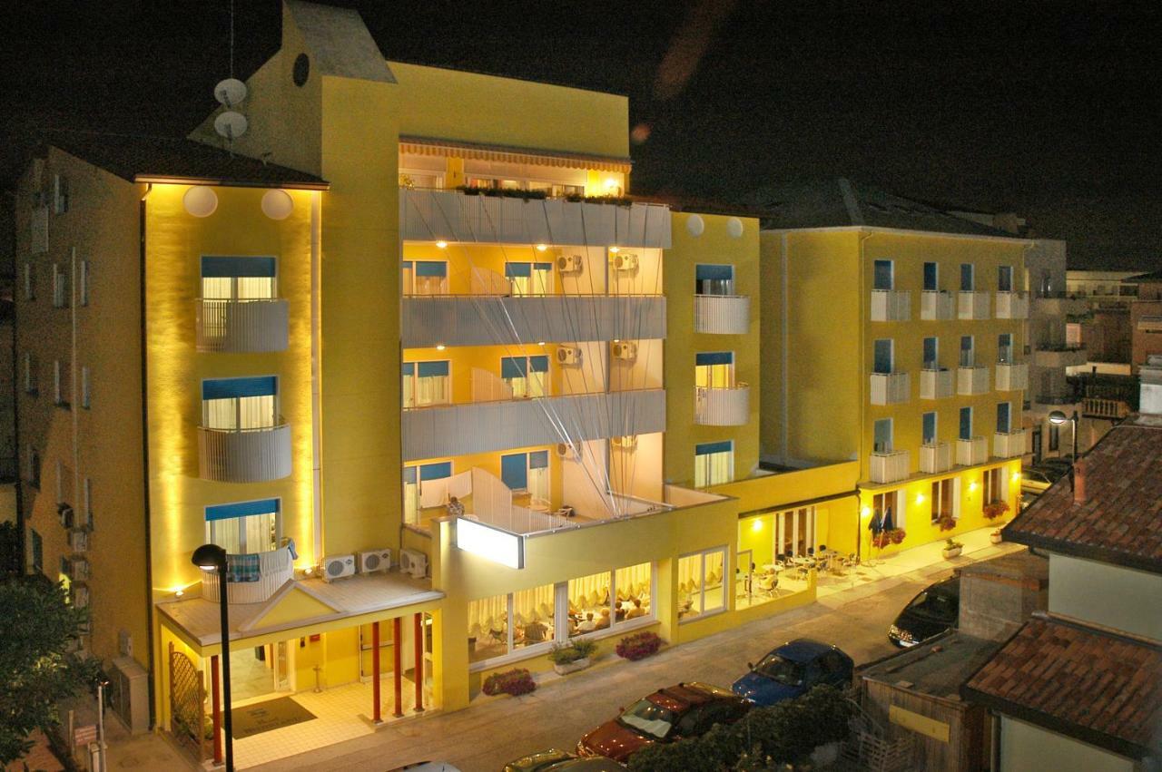 Hotel Nederland كاوْرلي المظهر الخارجي الصورة